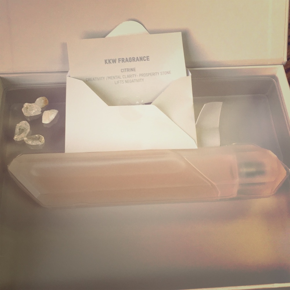 KKW Crystal Gardenia Oud Fragrance